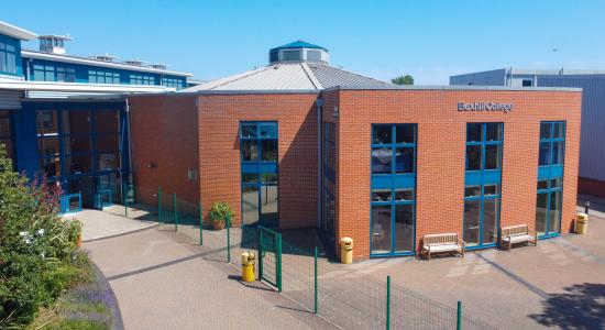 Bexhill College - Colegio público de Bachillerato en Inglaterra 